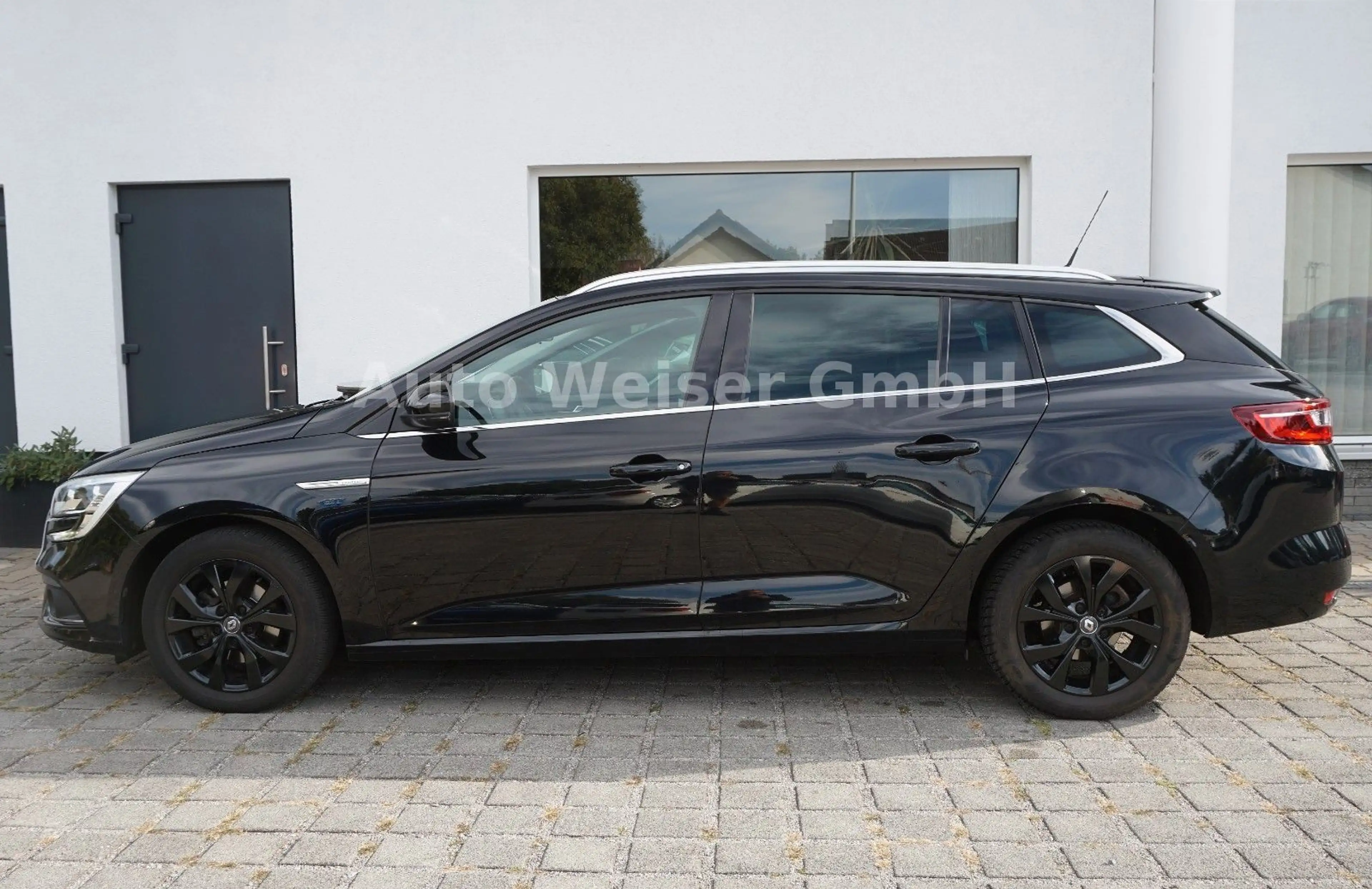 Renault Megane IV Grandtour Limited Navi SHZ PDC — photo 9