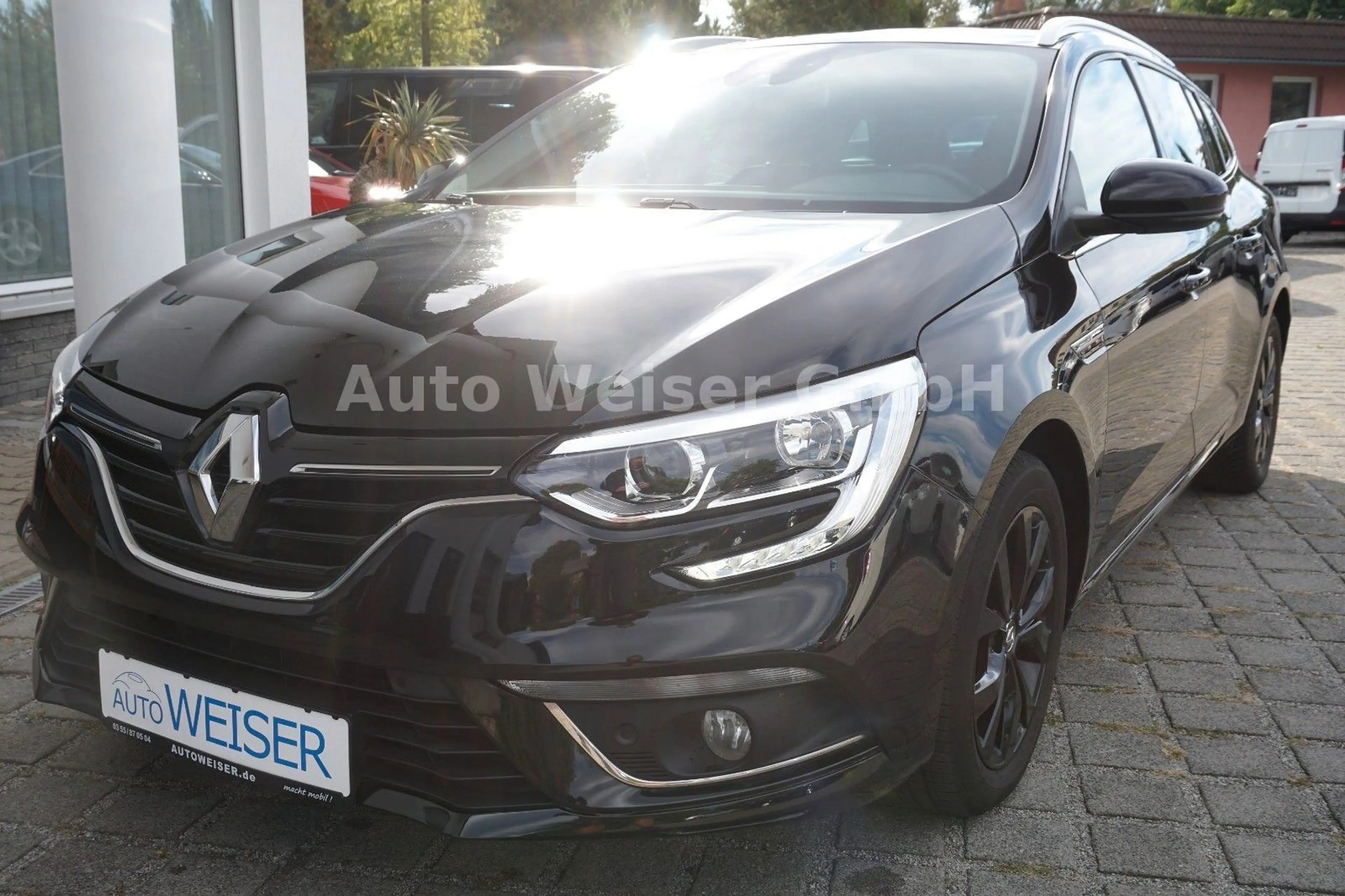 Renault Megane IV Grandtour Limited Navi SHZ PDC — photo 10