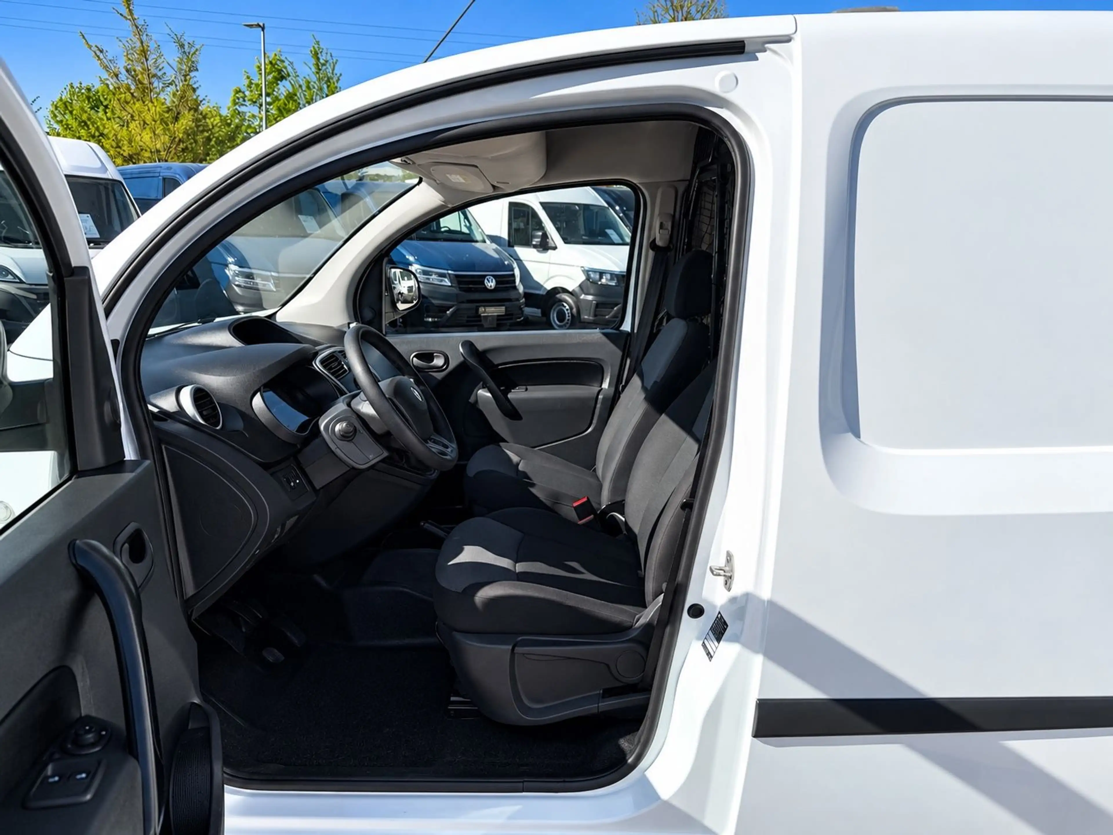 Renault Kangoo Rapid Maxi Extra KLIMA SORTIMO 1HAND PDC — photo 8