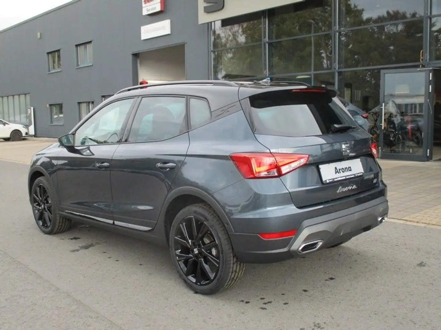 SEAT Arona FR 1,5TSI DSG Black Edition Gris - 2