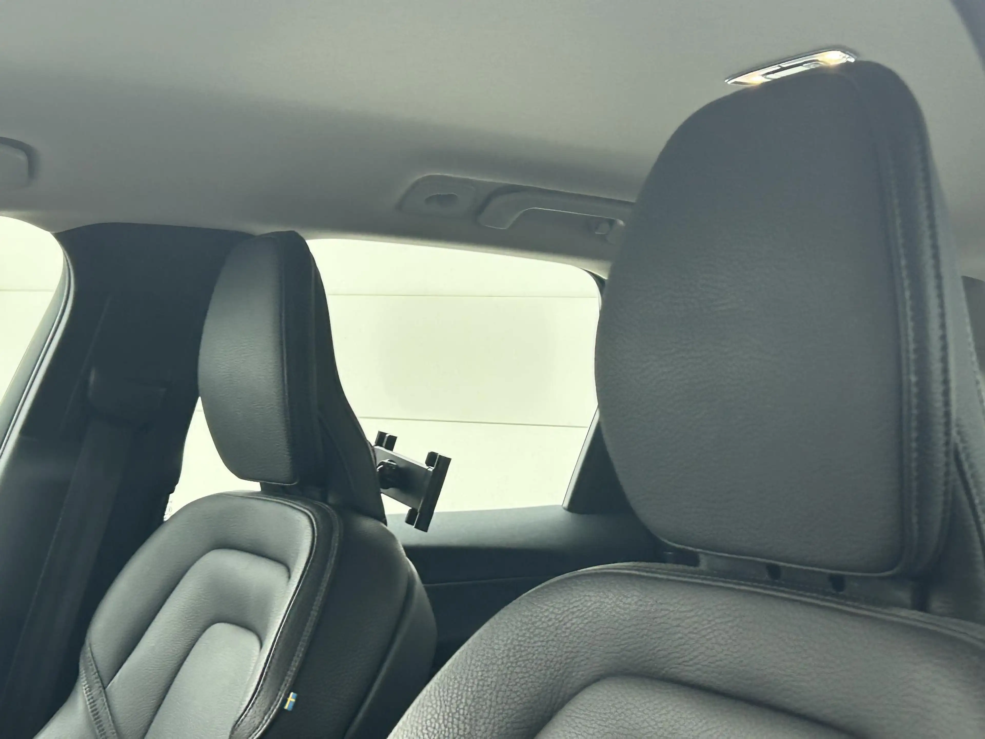 Volvo XC60 2.0 B5 Inscription | Navigatie | Camera | Cruise C — photo 25