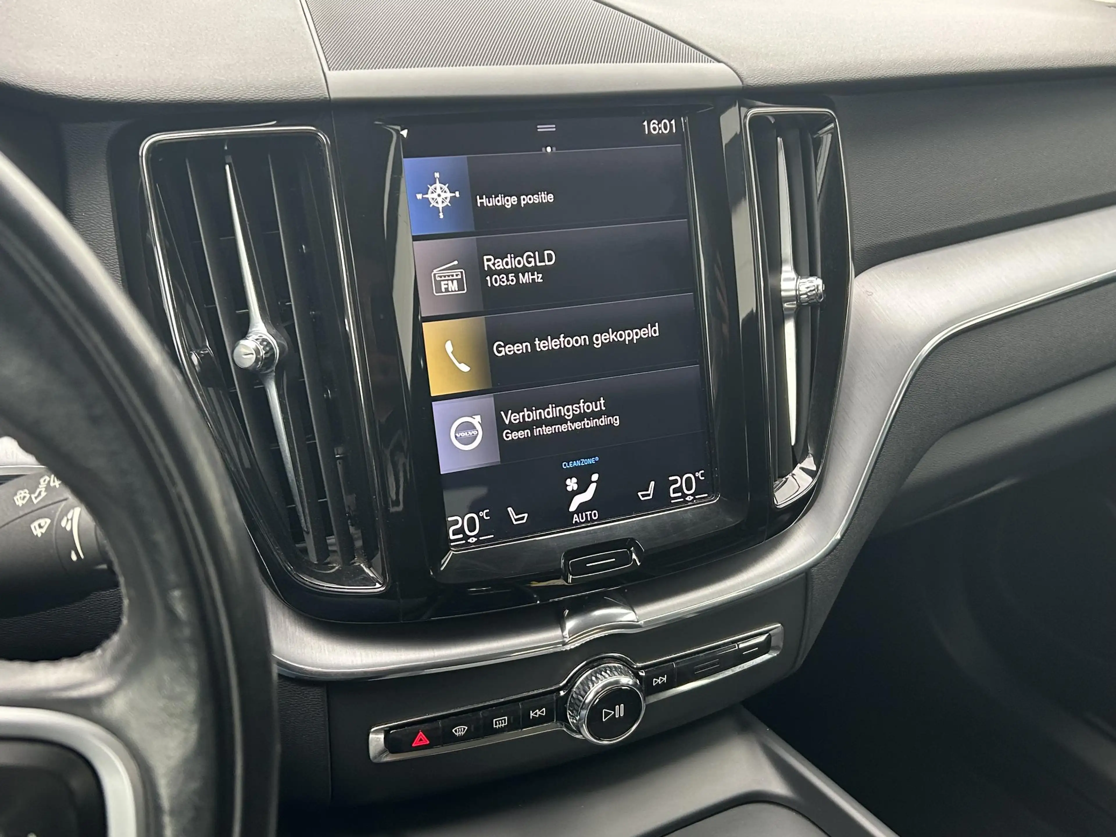 Volvo XC60 2.0 B5 Inscription | Navigatie | Camera | Cruise C — photo 33