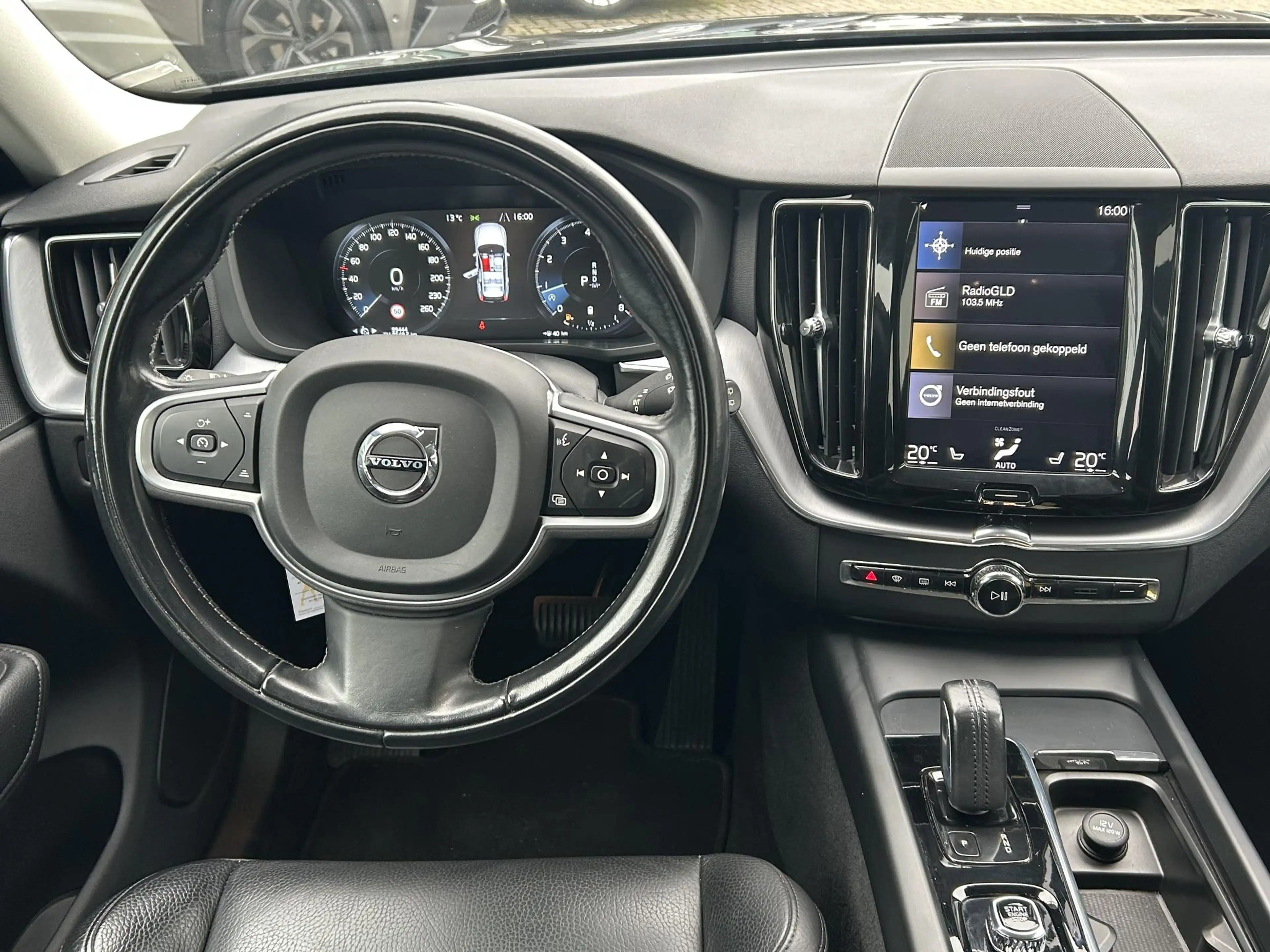 Volvo XC60 2.0 B5 Inscription | Navigatie | Camera | Cruise C — photo 10