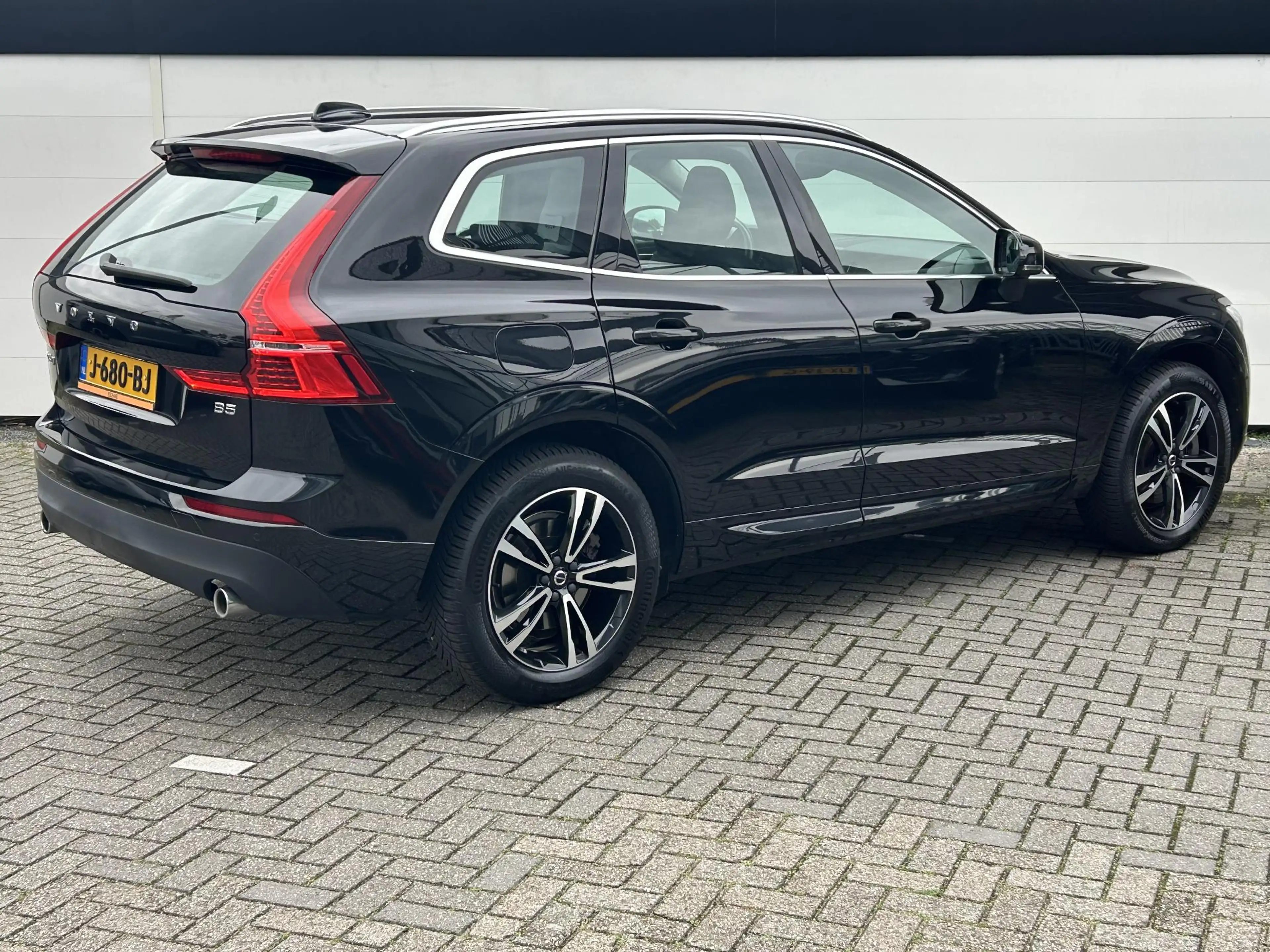Volvo XC60 2.0 B5 Inscription | Navigatie | Camera | Cruise C — photo 2