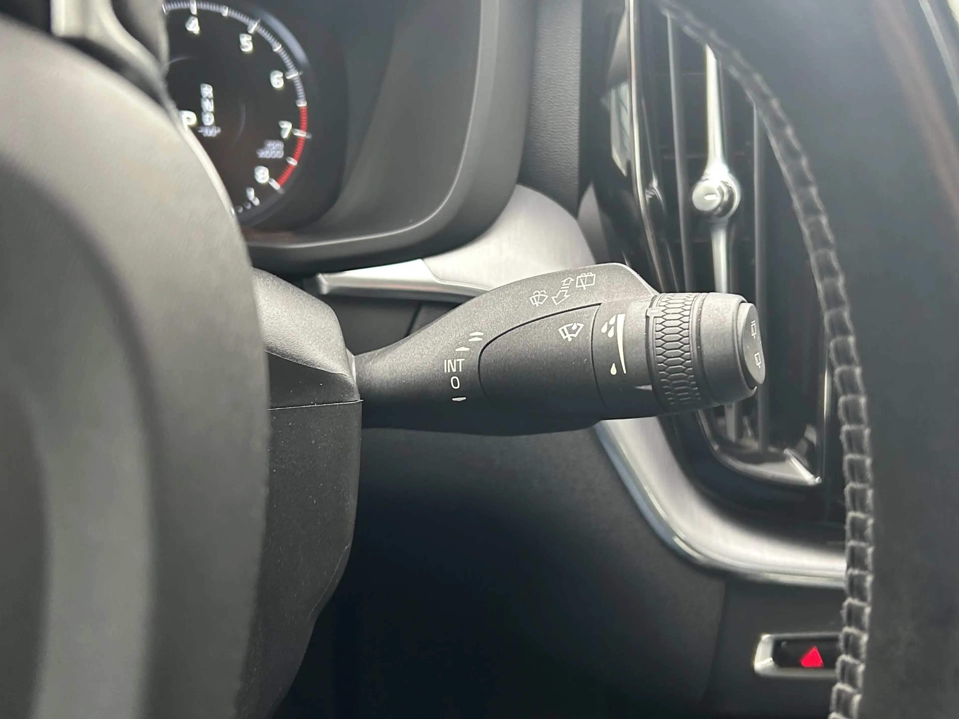 Volvo XC60 2.0 B5 Inscription | Navigatie | Camera | Cruise C — photo 31