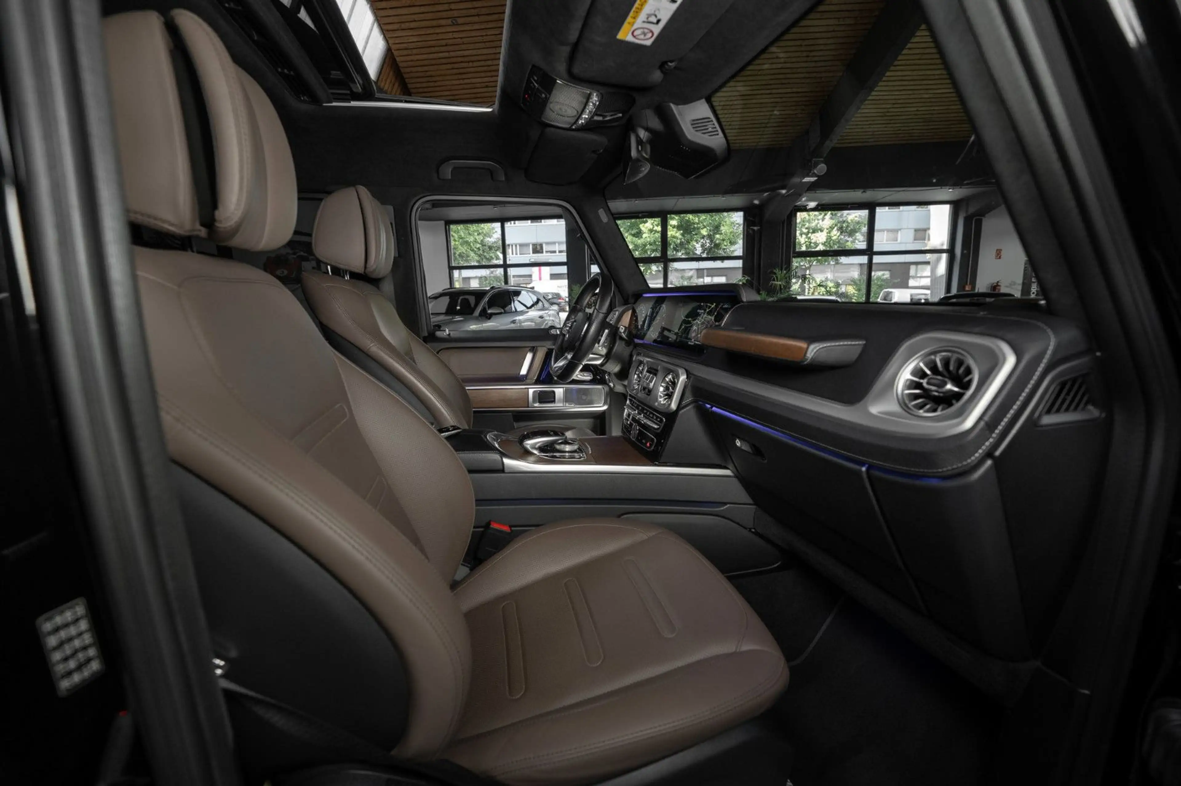 Mercedes-Benz G 500 #63 AMG DESIGN #MATTFOLIE #MANUFAKTUR — photo 2