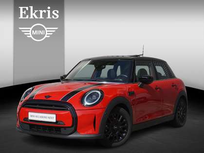 MINI Cooper C 5-deurs Classic Uitvoering | Comfort Plus Pakket |