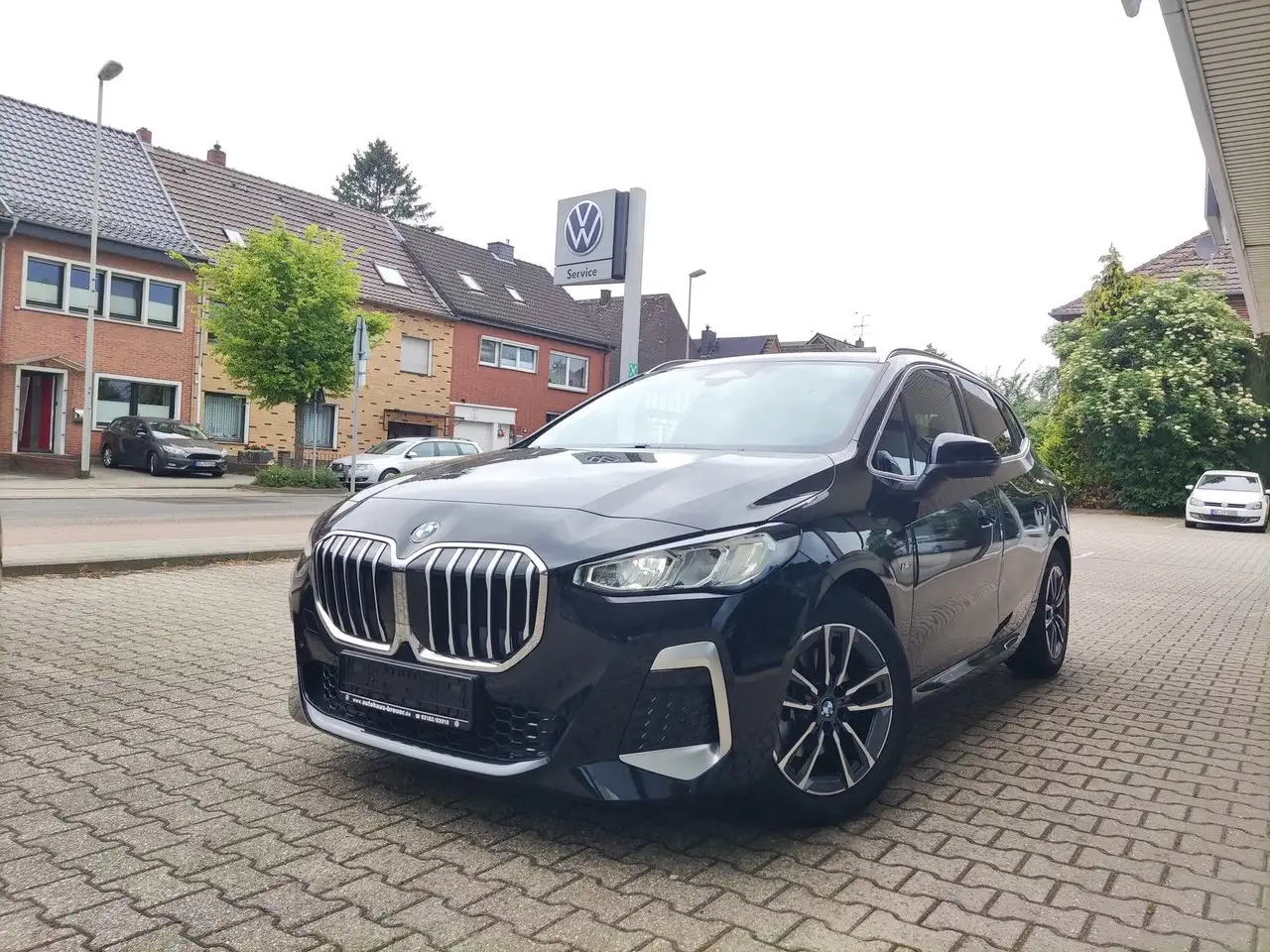 BMW 216