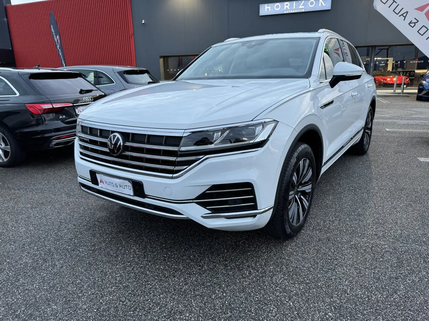 Volkswagen Touareg 3.0 V6 tsi eh Elegance tiptronic Blanc - 2