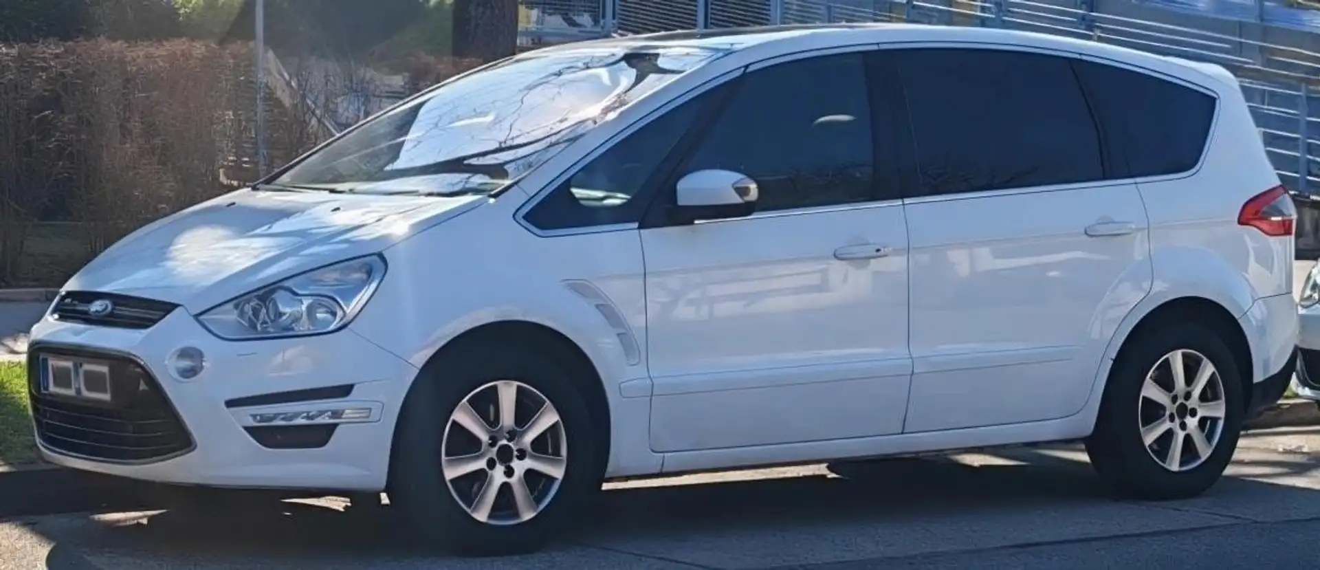 Ford S-Max 2.0 TDCi DPF Titanium - 2