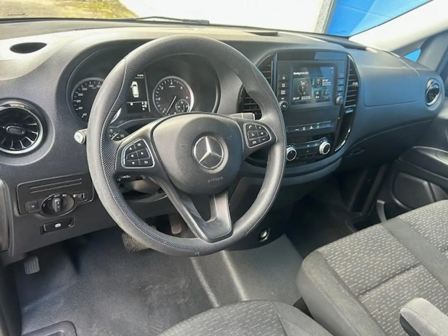 Mercedes-Benz Vito Tourer 114 CDI - Automaat - 9 PL -Carplay - Camera Grau - 2