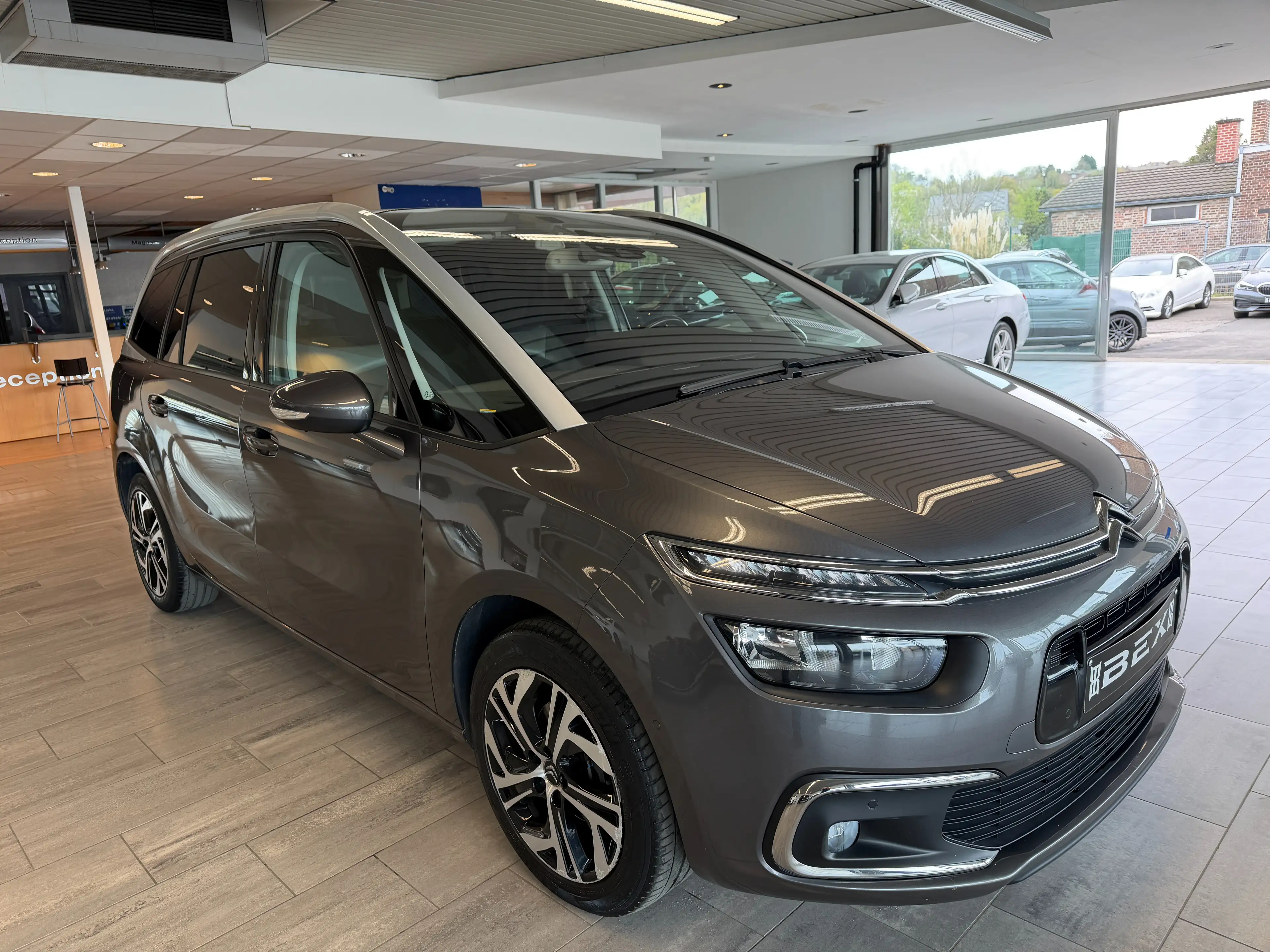 Citroen Grand C4 SpaceTourer 1.5 BlueHDi*1ERPROP*7PLACES*GARANTIE12MOIS*BOITE AUTO*TOIT PANO*GPS*LED*SEMI-CUIR*CAM* — photo 3