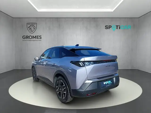 Peugeot 3008 view 5