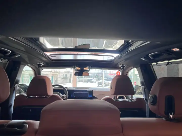 BMW X5 2024, foto 18