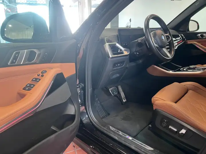 BMW X5 2024, foto 9