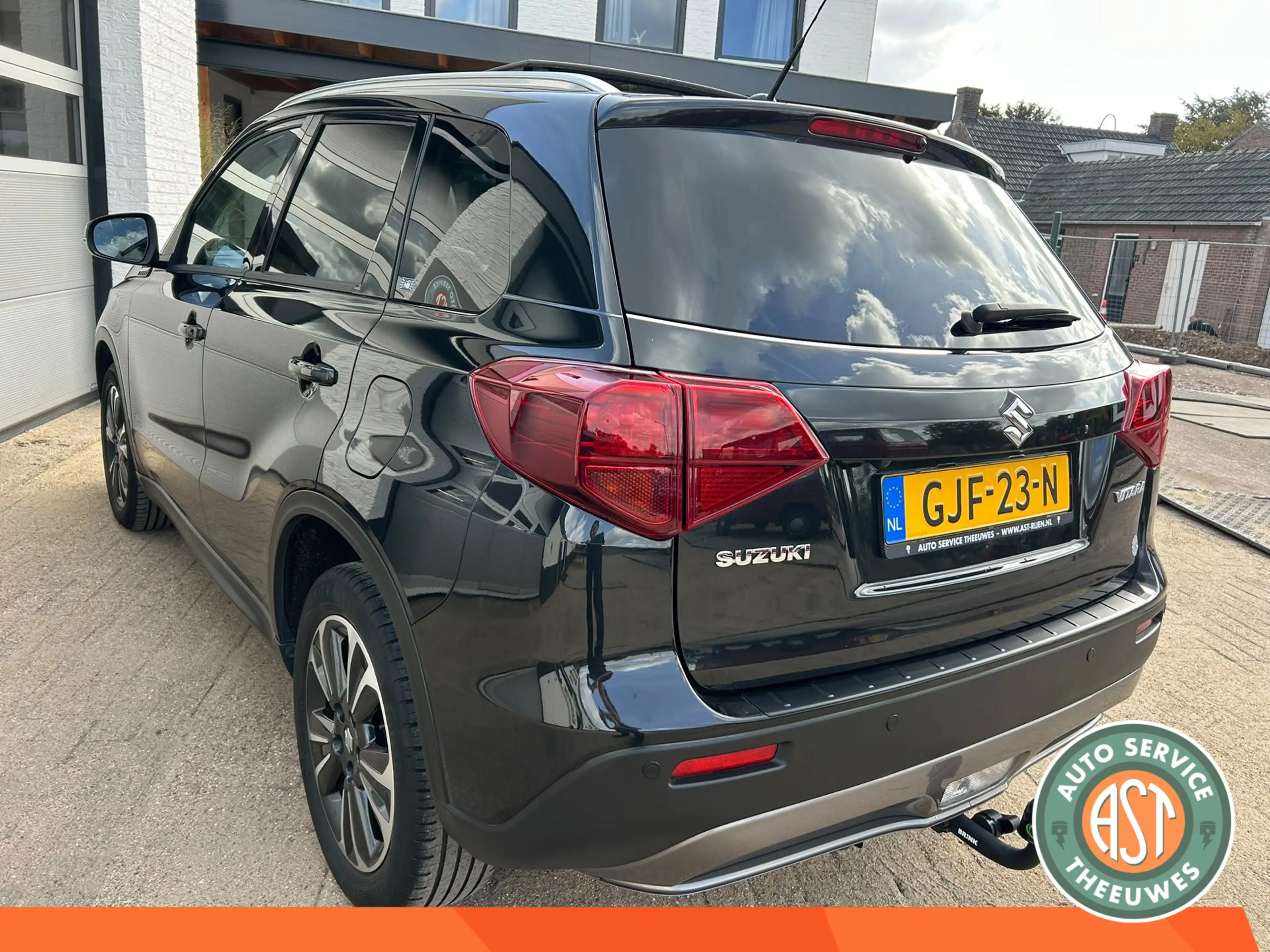 Suzuki Vitara AUTOMAAT|PANO DAK|NAVI|CAMERA|TREKHAAK 1.4 Booster — photo 9