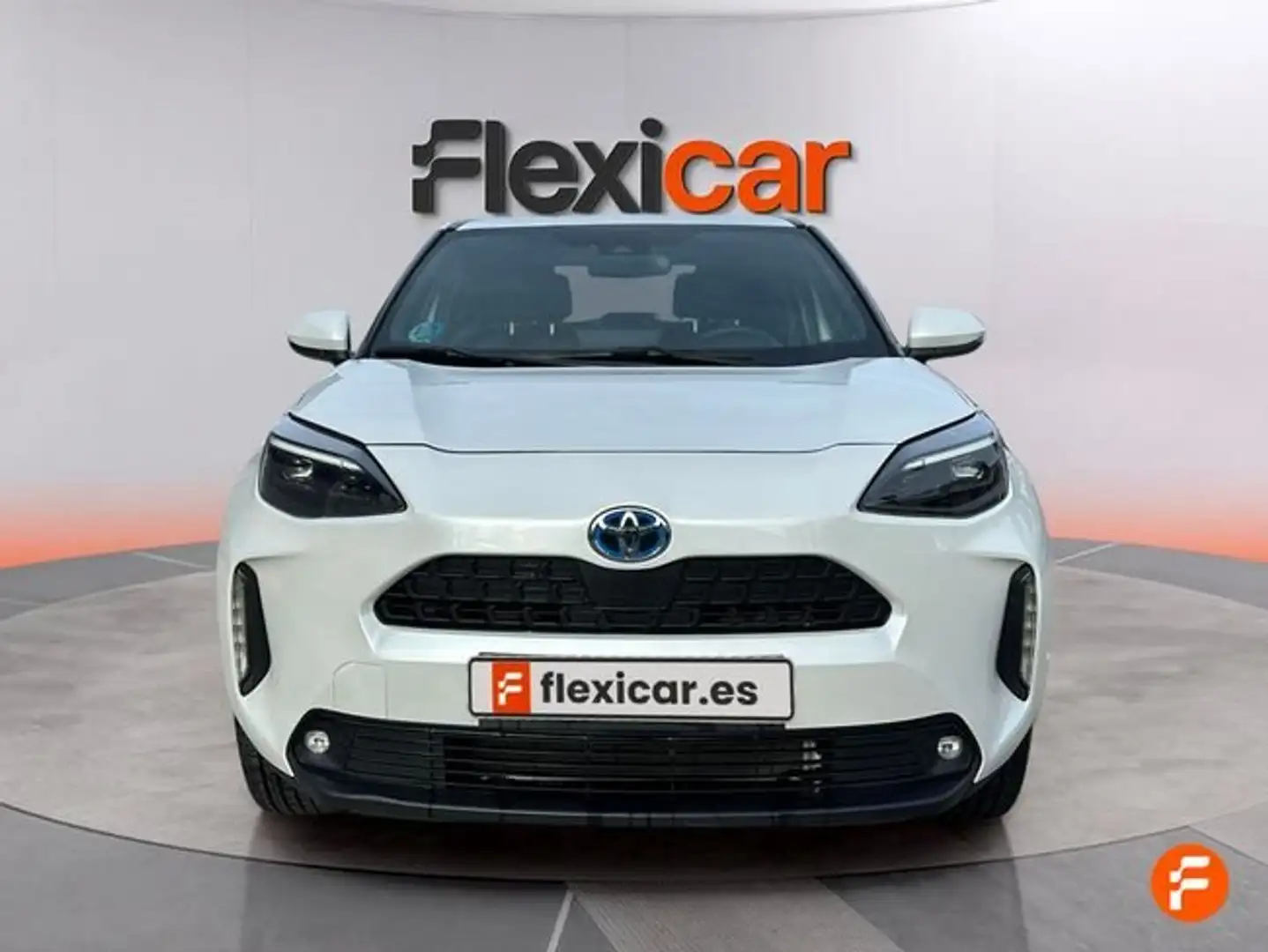 Toyota Yaris Cross 120H Active Plus Blanco - 2