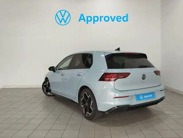 Volkswagen Golf view 2
