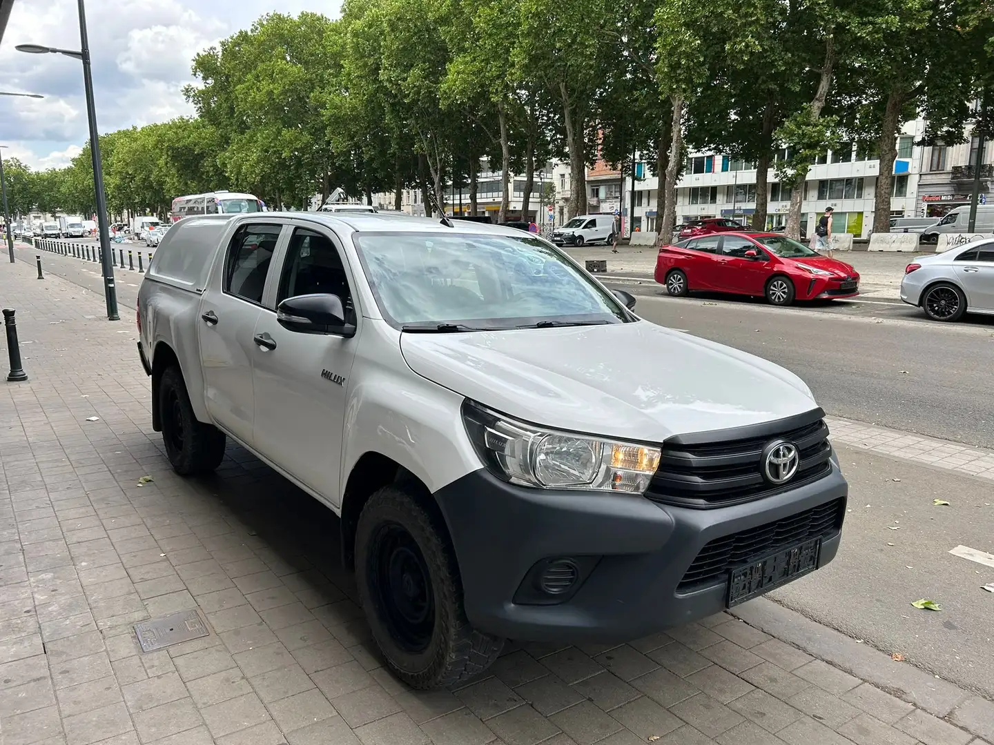 Toyota Hilux 2.4 Blanc - 2