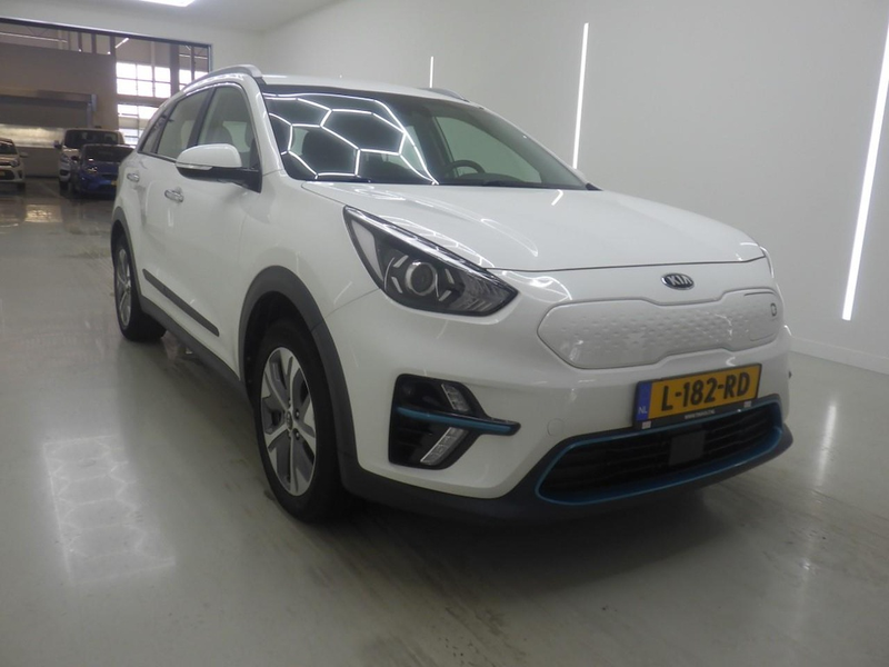 Kia e-Niro DynamicLine 64 kWh — photo 4