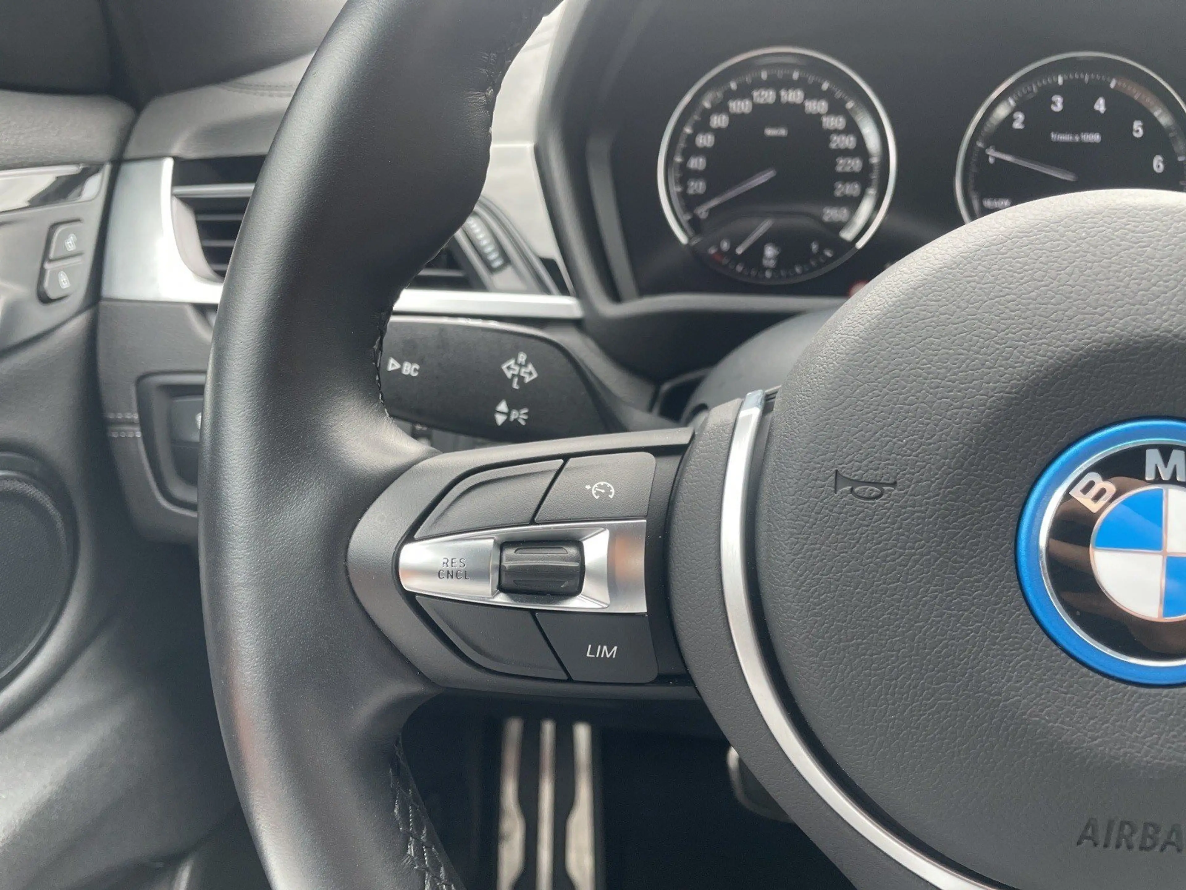 BMW X2 xDrive25e (F39) — photo 15