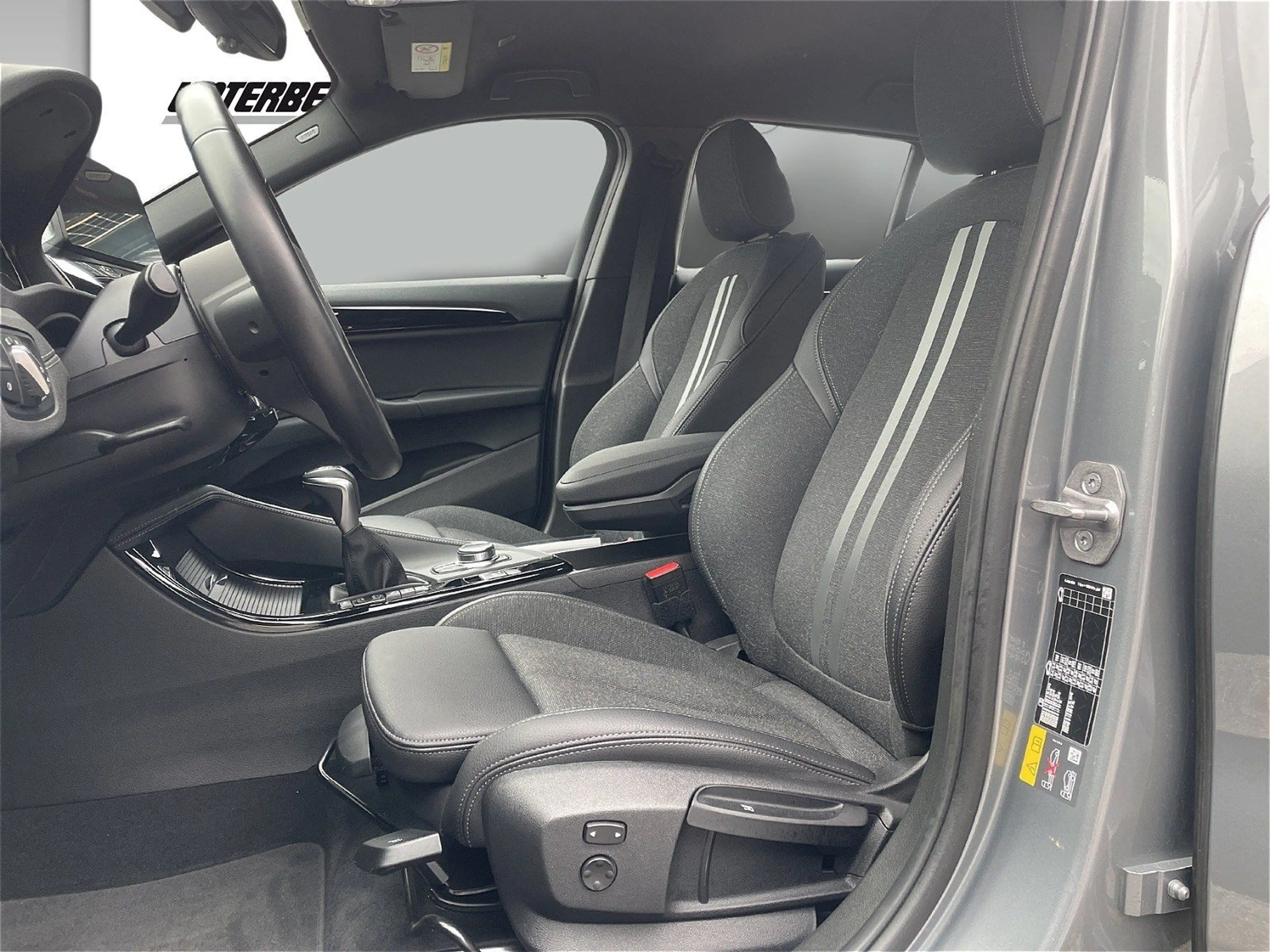 BMW X2 xDrive25e (F39) — photo 10