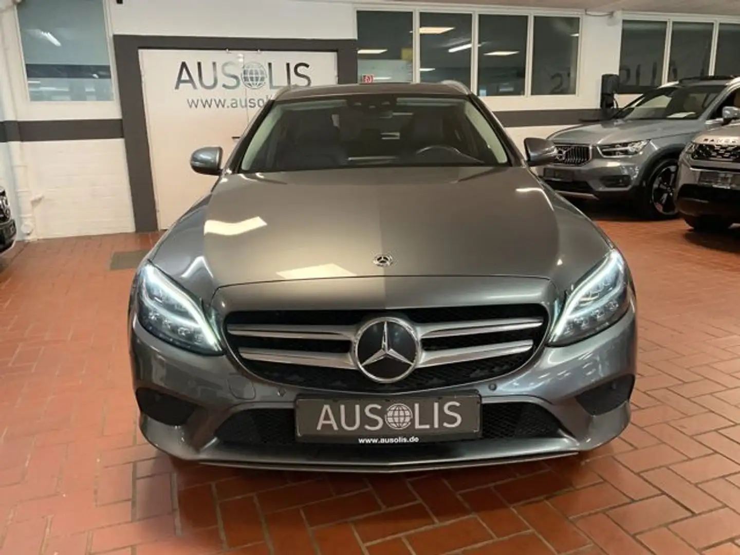 Mercedes-Benz C 180 T d Avantgarde LED,Kamera,Leder,Tempomat Šedá - 2