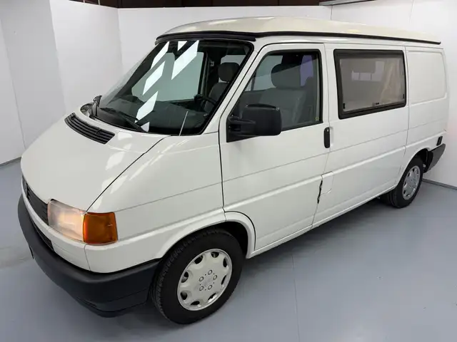 Volkswagen T4 California 2.4 DIESEL MANUALE 77CV 4 POSTI PRONTA CONSEGNA