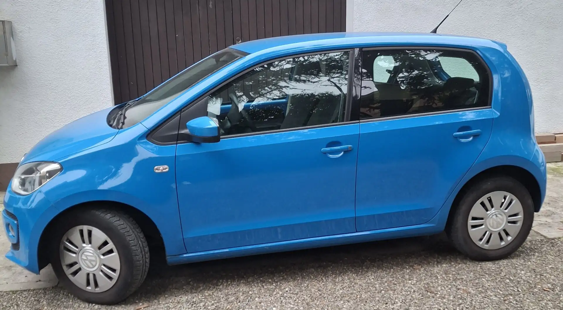 Volkswagen e-up! - 1