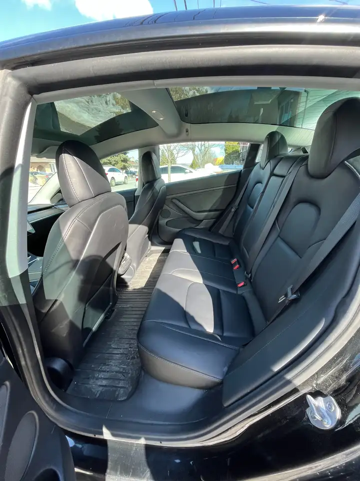 Tesla Model 3 photo Tesla Model 3
