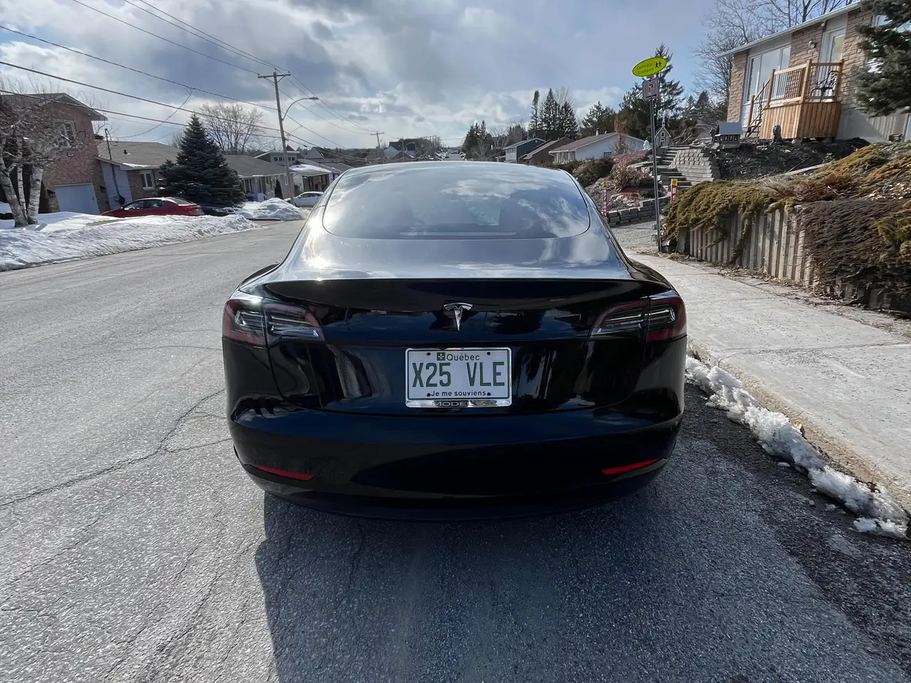 Tesla Model 3 photo Tesla Model 3