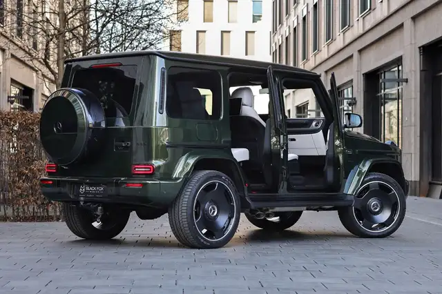Mercedes-Benz G 63 Amg view 8