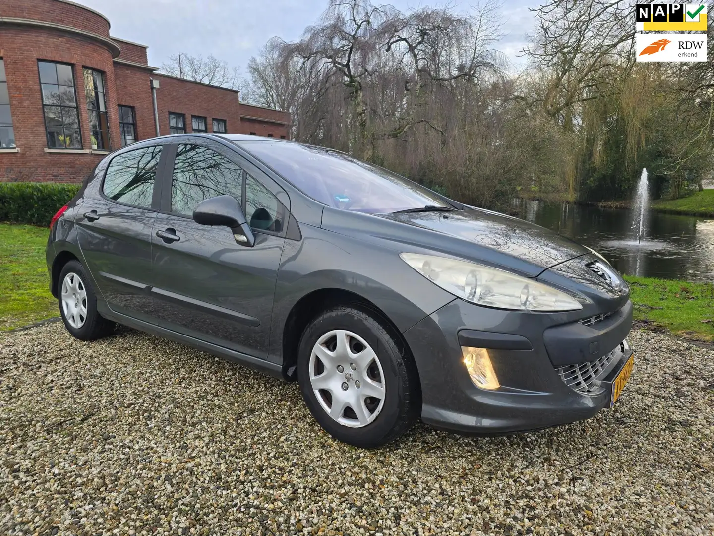 Peugeot 308 1.6 VTi xs 5-deurs AIRCO/cruise *apk:07-2026* Gris - 1