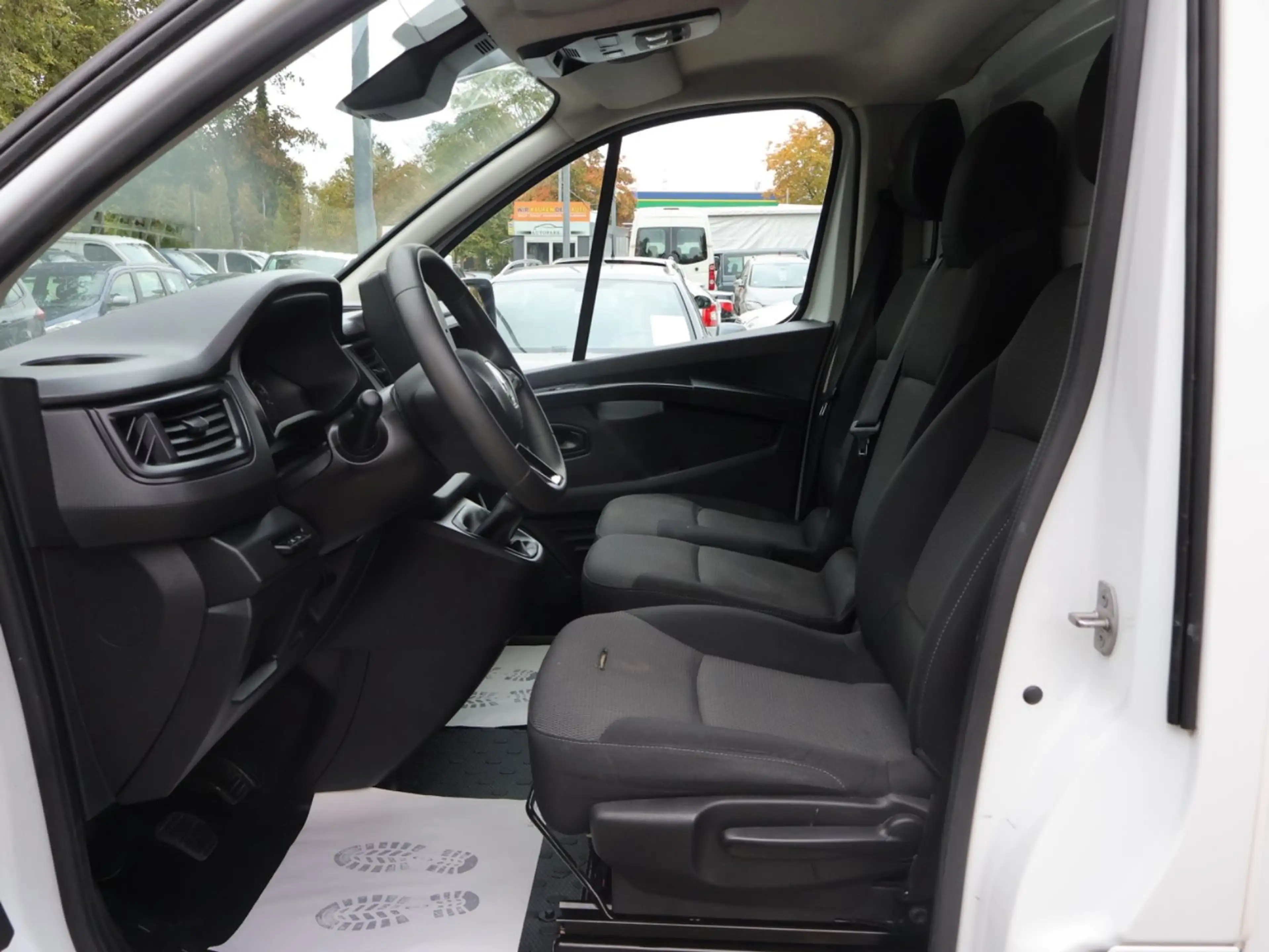 Renault Trafic Kasten L2H1 3,0t Komfort Klima-Kamera-LED — photo 15