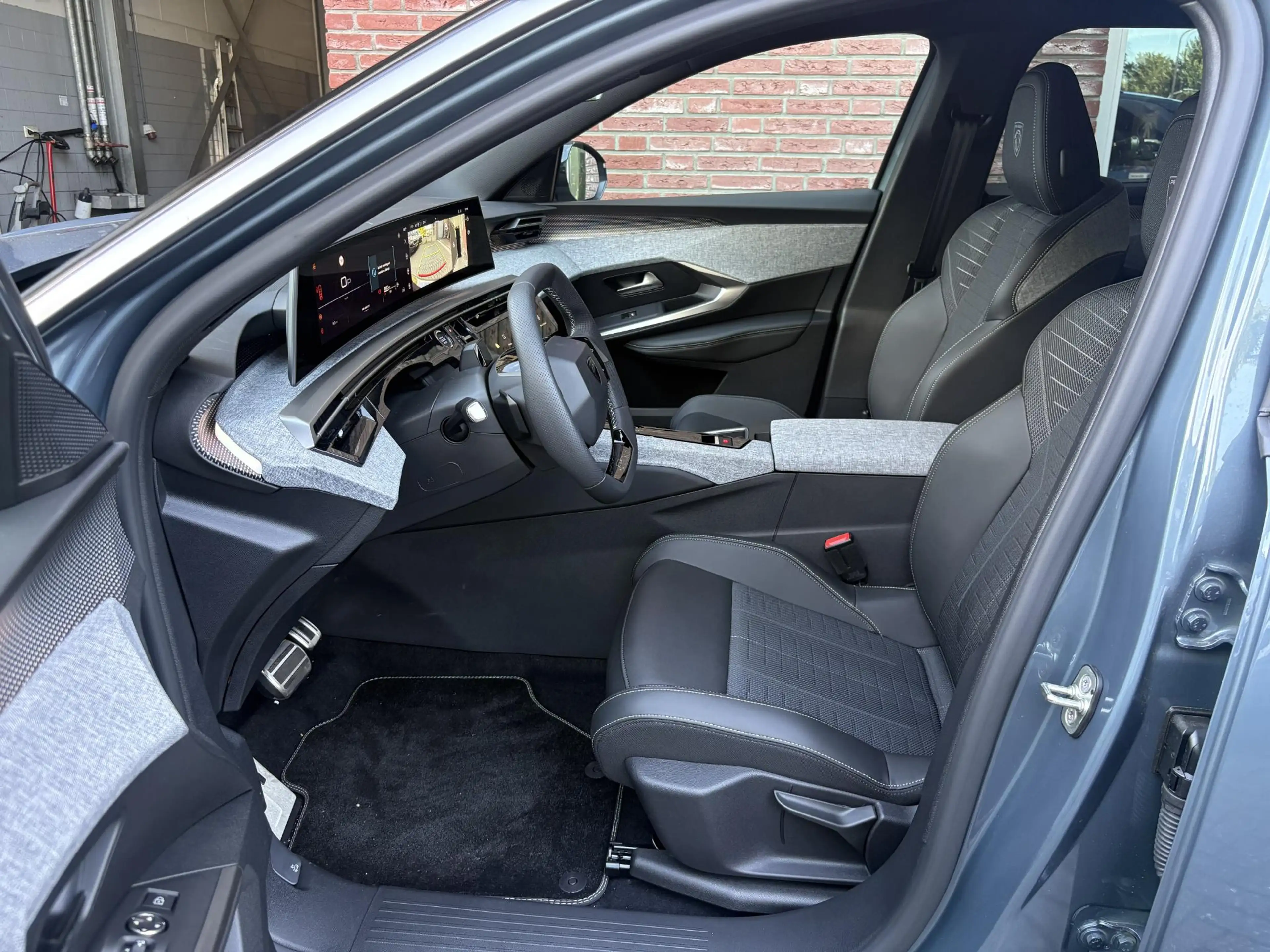 Peugeot 5008 GT Hybrid 145 e-DCS6 | STOEL + STUURVERW. | 7 PERS — photo 9