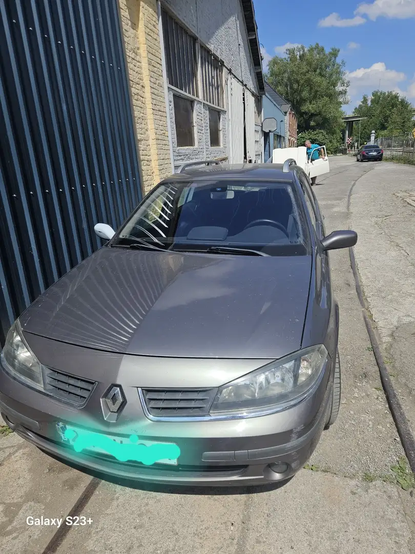 Renault Laguna 1.9 dCi Latitude - 2