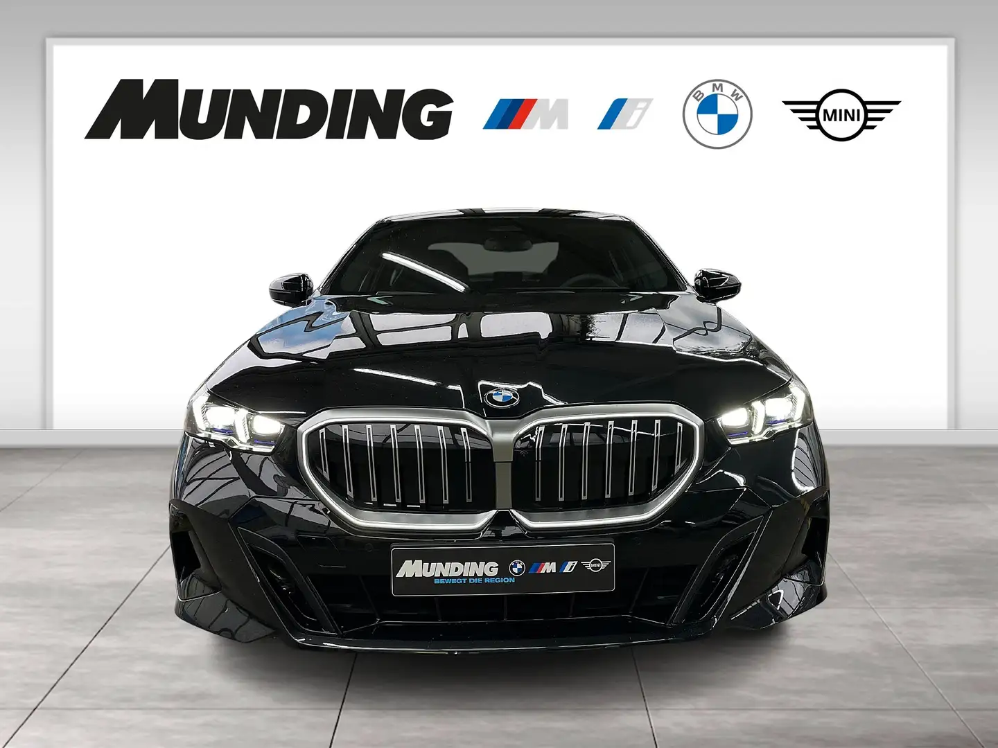 BMW 520 i A M-Sportpaket HUD|Navi|HK-HiFi|DAB|LED|RFK Schwarz - 2