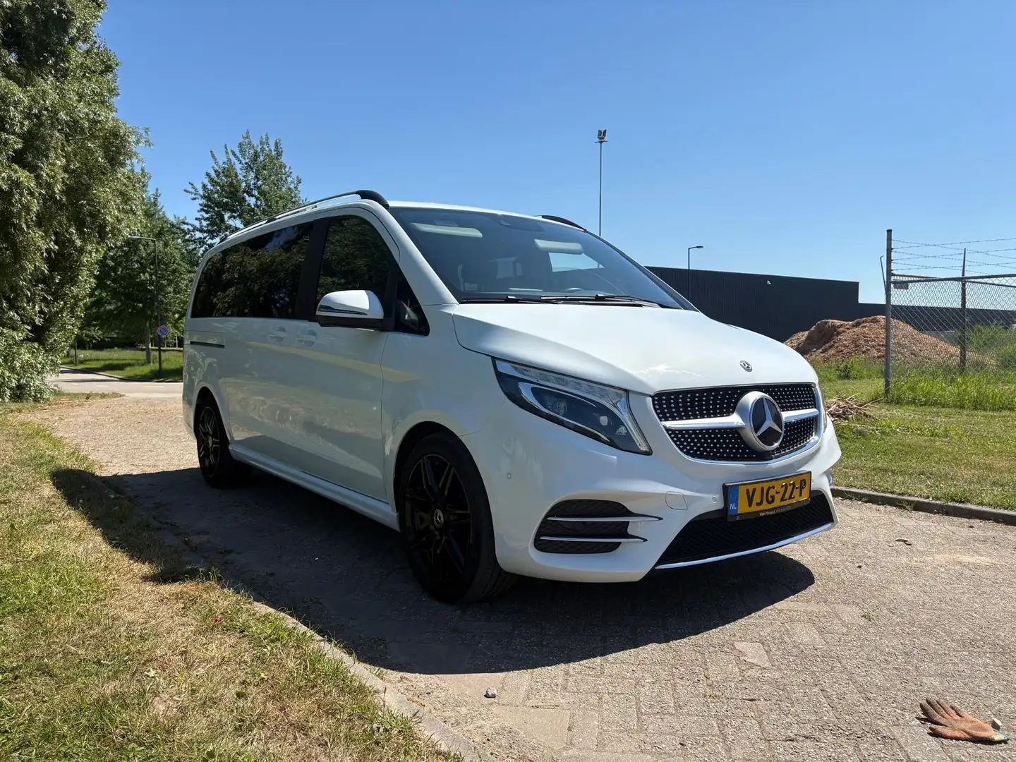 Mercedes-Benz V 250 d lang 9G-TRONIC Edition - 2