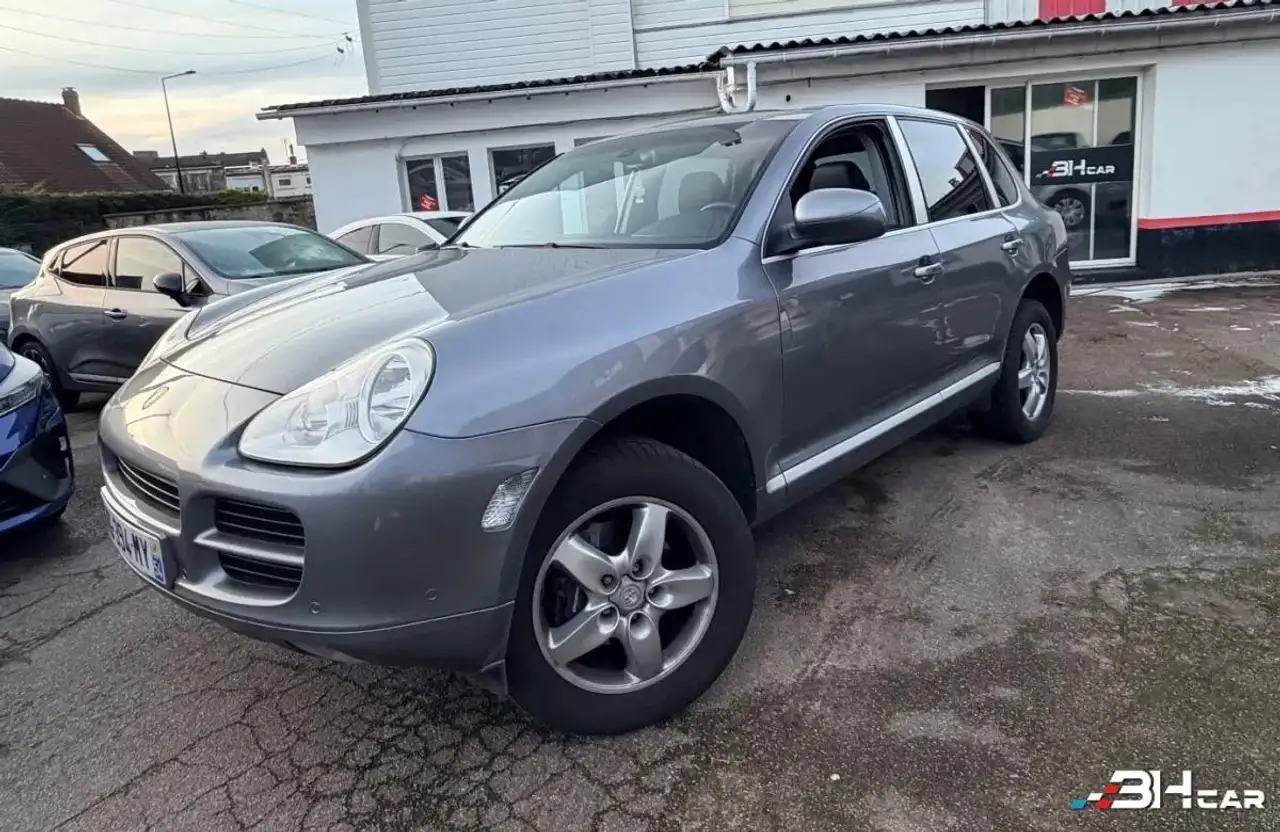 Porsche Cayenne V6 3.2 250 TIPTRONIC-S