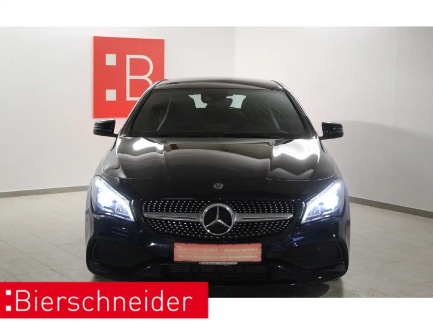 Mercedes-Benz CLA 200 AMG Line 18 LED STANDH. Blau - 2
