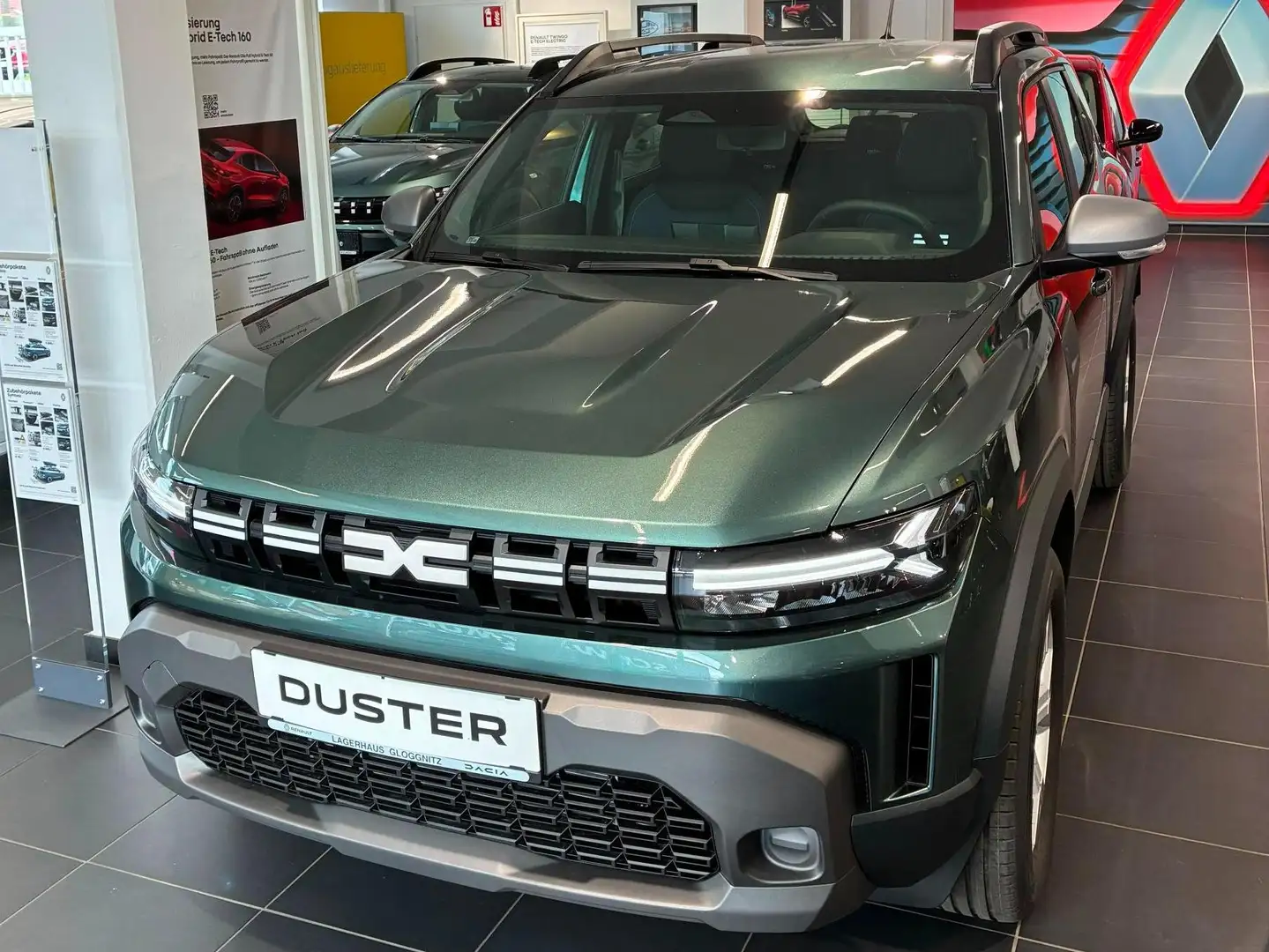 Dacia Duster Expression Hybrid 155 (MY26) Oxide Grün Grün - 1