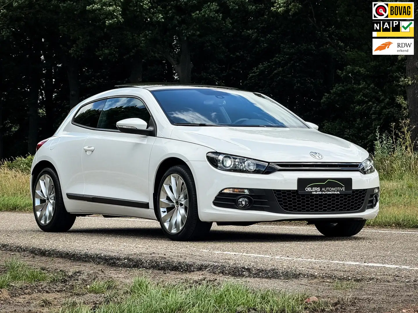 Volkswagen Scirocco 1.4 TSI Highline | UNIEK! | 14.000 KM | 1e eig. | White - 1