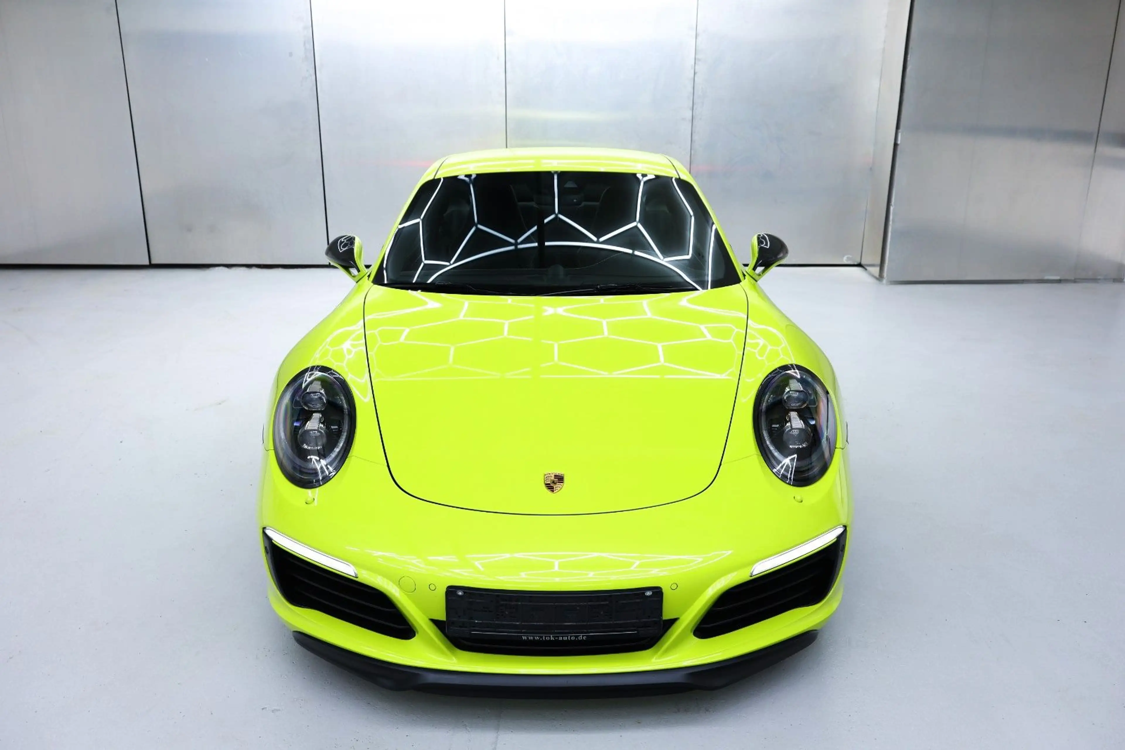 Porsche 991 Carrera S PTS Lichtgrün Lift Vollausstattung — photo 6