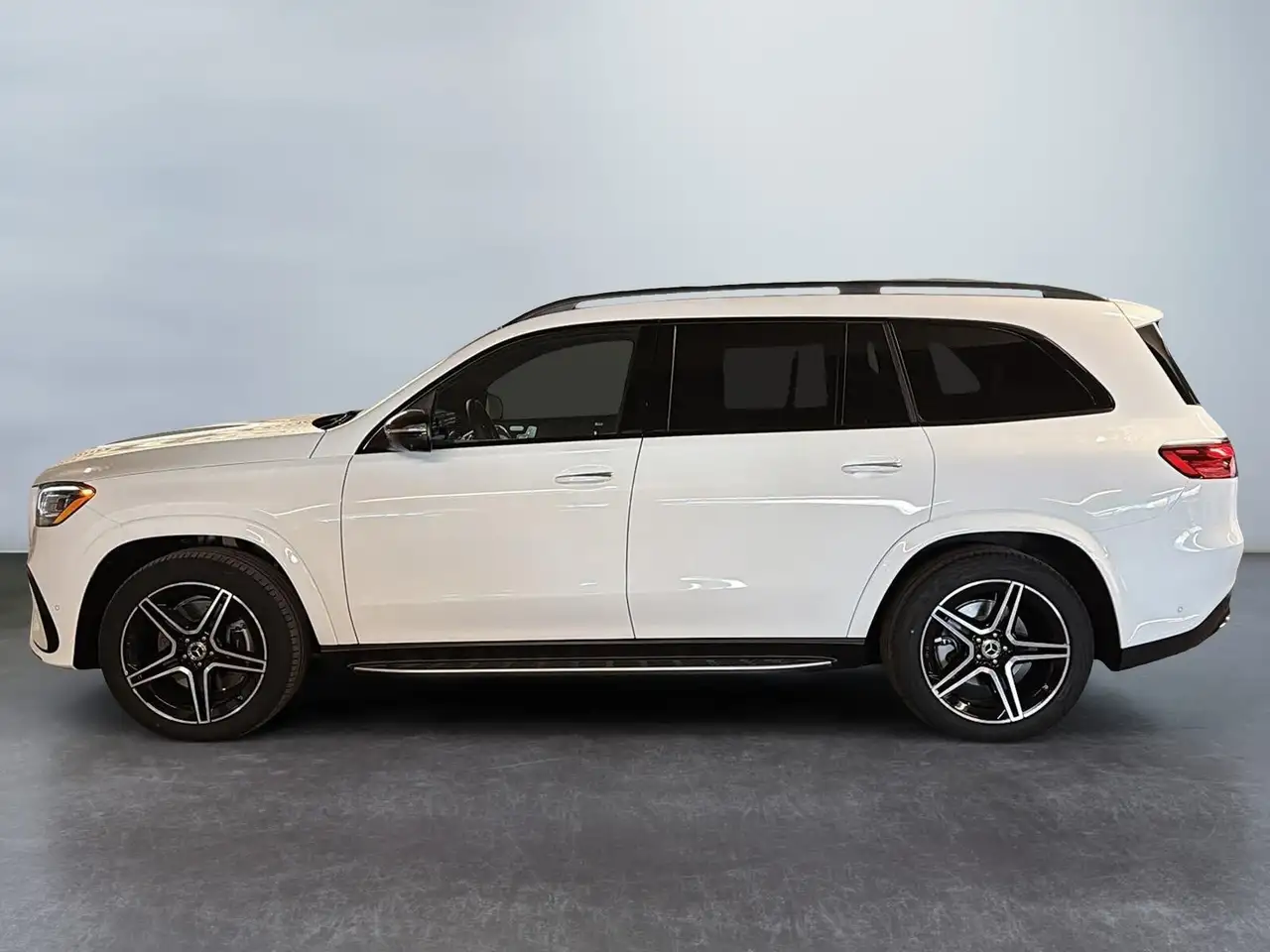Mercedes-Benz GLS снимка Mercedes-Benz GLS
