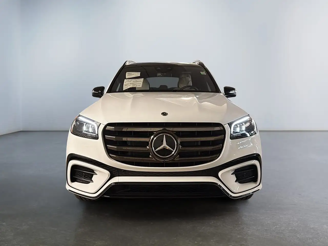 Mercedes-Benz GLS снимка Mercedes-Benz GLS