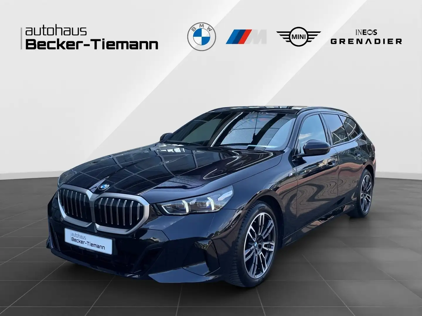 BMW 520 d Touring M Sport | LED | AHK | Standhzg. | ACC et Schwarz - 1