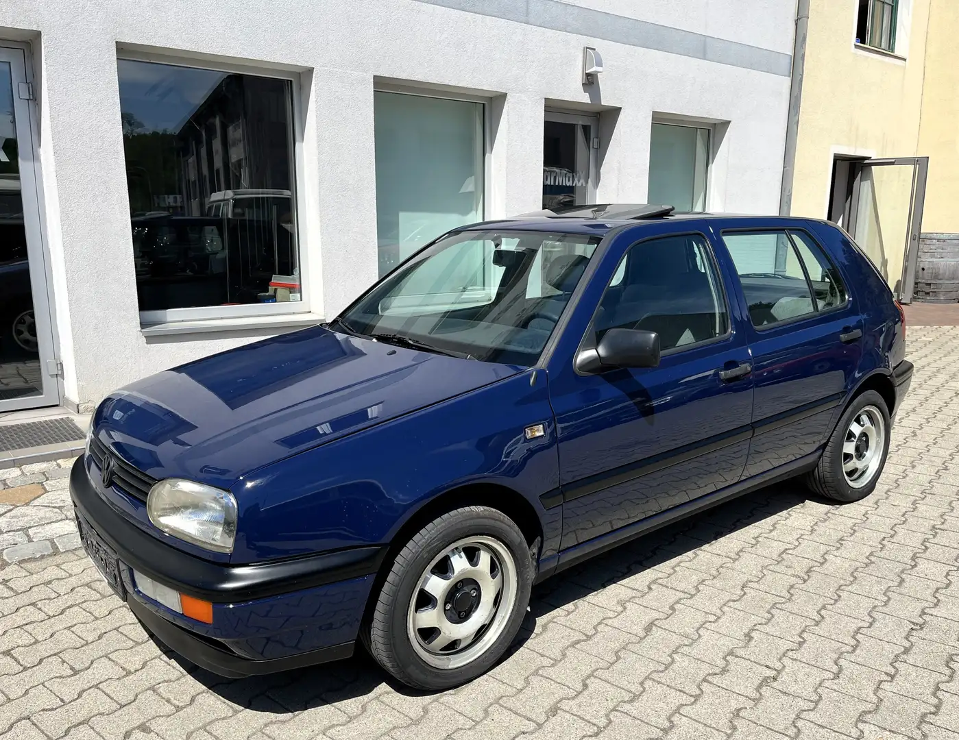 Volkswagen Golf Golf III 1.8 Automatik – Erstbesitz, 92.500 Km. Blau - 1