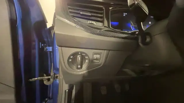 Volkswagen Taigo view 13