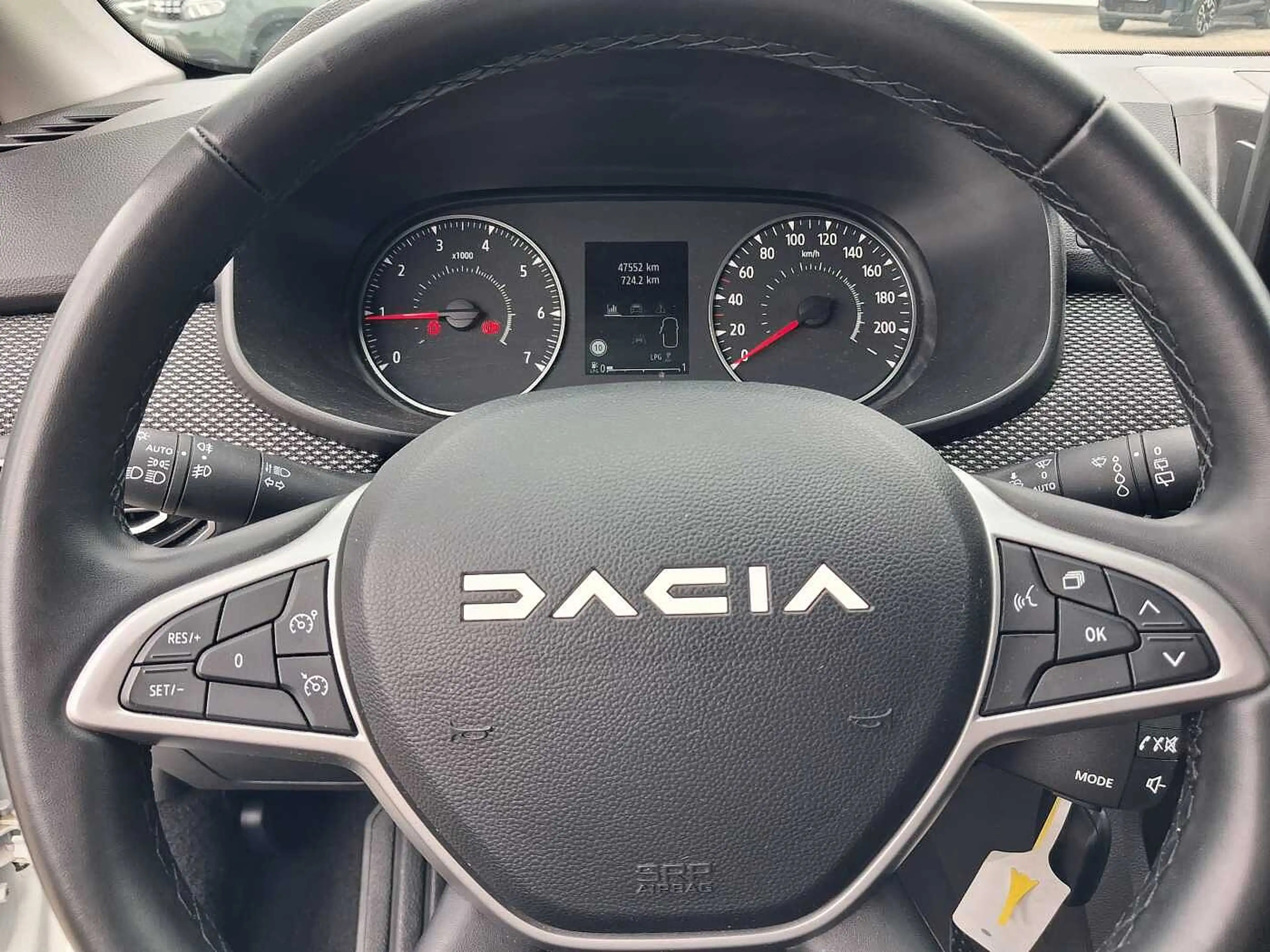 Dacia Jogger Expression LPG Citypaket, AHK — photo 9