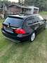 BMW 320 320d xDrive Schwarz - thumbnail 3